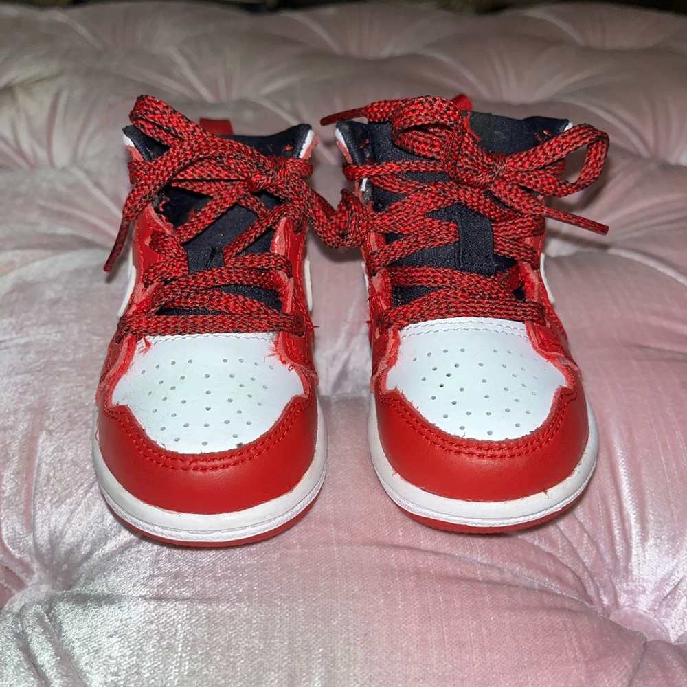 Jordan 1’s. High top red & black & white. Size 6c